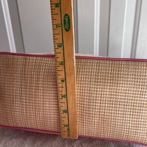 Fossil signature print pink leather trim shoulder bag - Picture 5 of 16